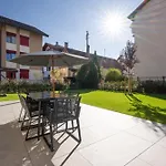 Luxurioese Loftwohnung Im Herzen Von Apartmán Thun